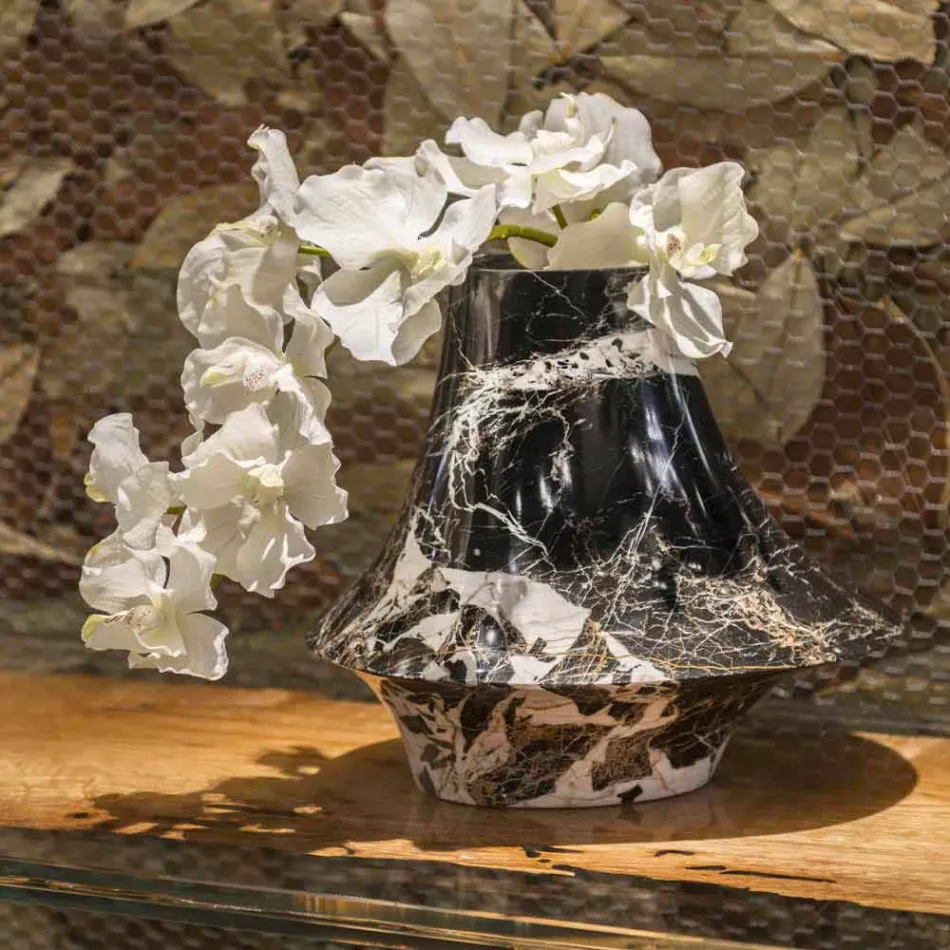 Vazo elegante e brendshme me mermer te bardhe dhe te zi prodhuar ne Itali - Origjinale Viadurini