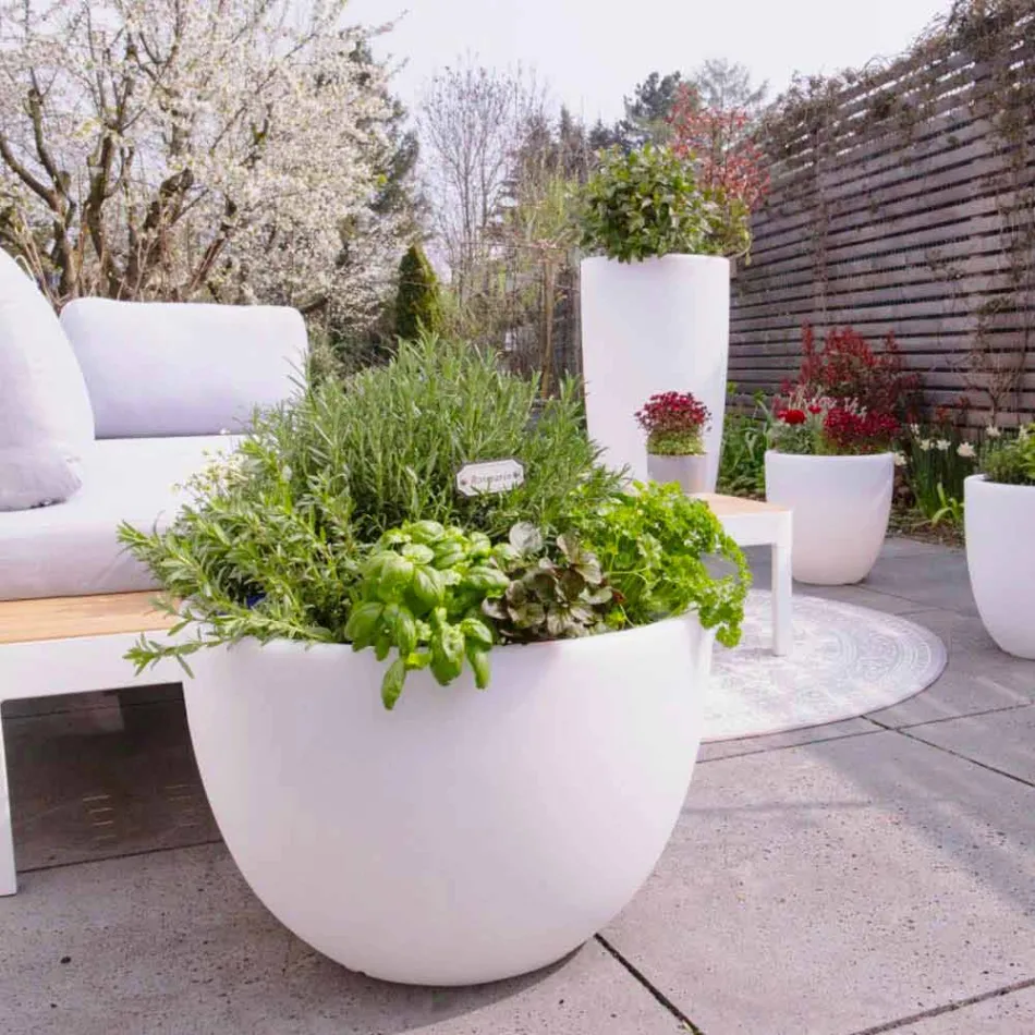 Vazo e ndriçuar Plastike me ngjyra të jashtme dhe të brendshme me dizajn modern - Svasostar Viadurini