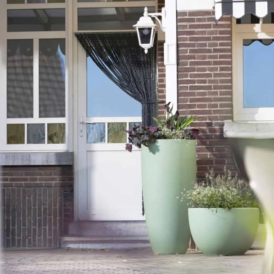 Vazo e ndriçuar Plastike me ngjyra të jashtme dhe të brendshme me dizajn modern - Svasostar Viadurini