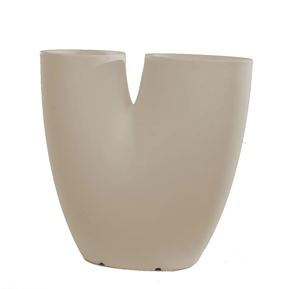 Vazo kopshti me ngjyra moderne në polietileni Prodhuar në Itali - rrjedh Viadurini