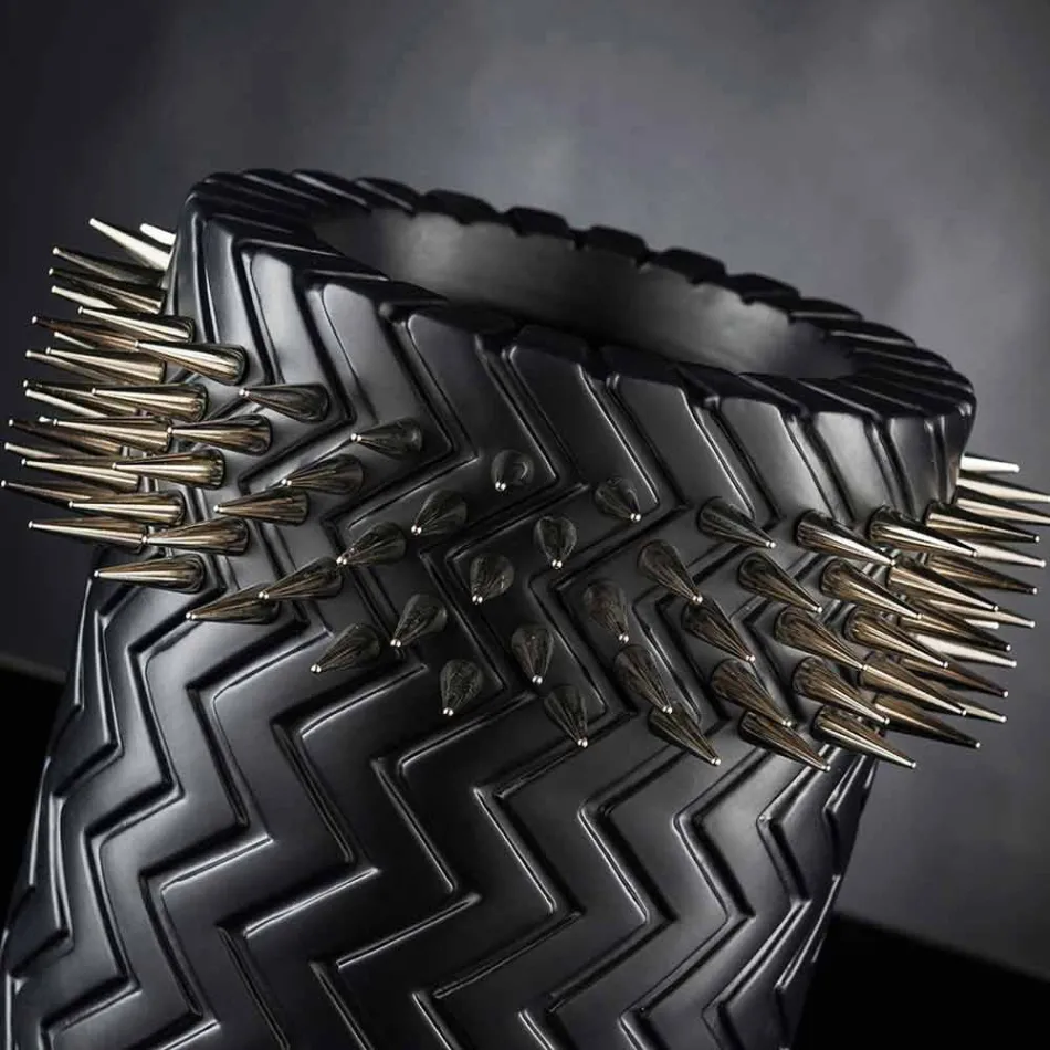 Vazo zbukuruese qeramike e zezë Matt Made - Xhungël Viadurini