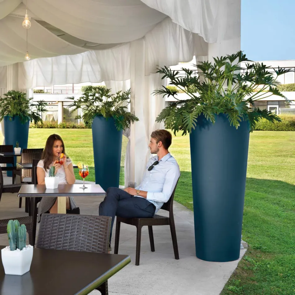 Vazo e rrumbullakët në natyrë me polietileni me ngjyrë Prodhuar në Itali - Nippon Viadurini