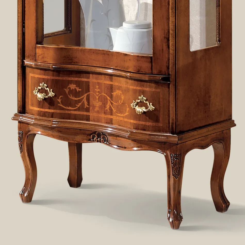 Vitrina klasike e dhomës së ndenjes Dru arre me derë Prodhuar në Itali - Versajë Viadurini