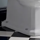 Uji Monobloc Classic në Qeramikë të Bardhë me Kuti Made në Itali - Marwa Viadurini